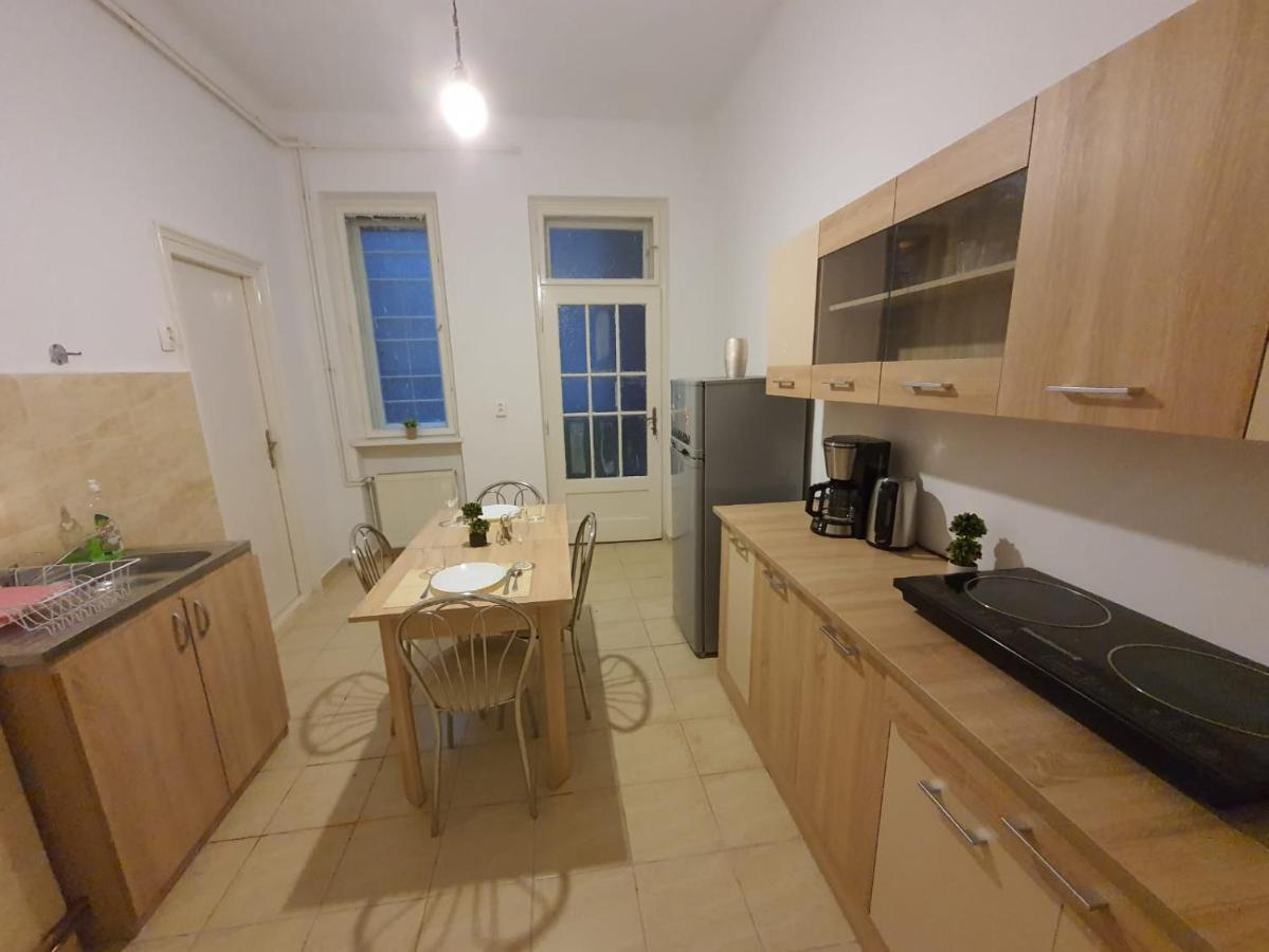 Enescu Apartment