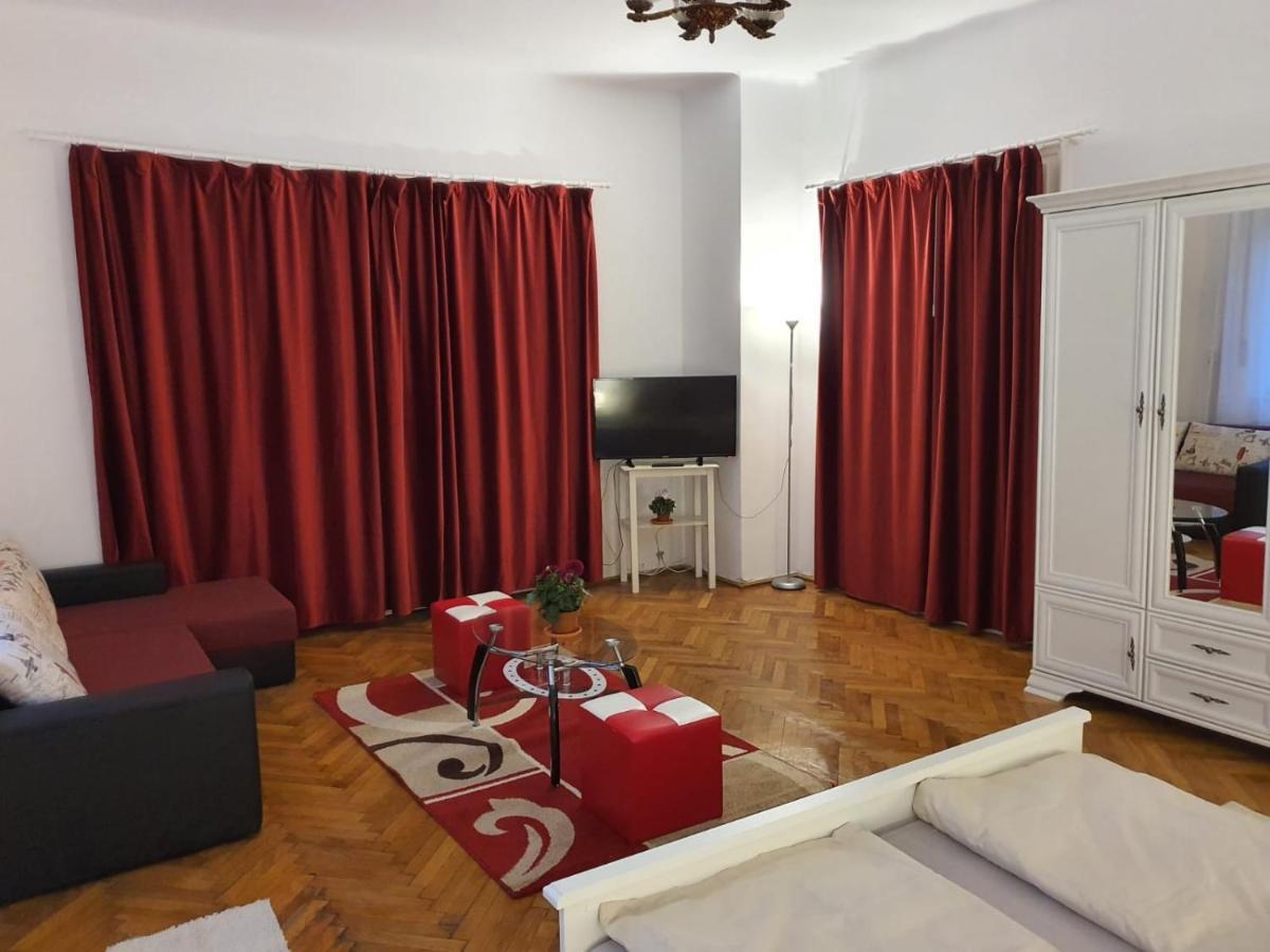 Enescu Apartment *