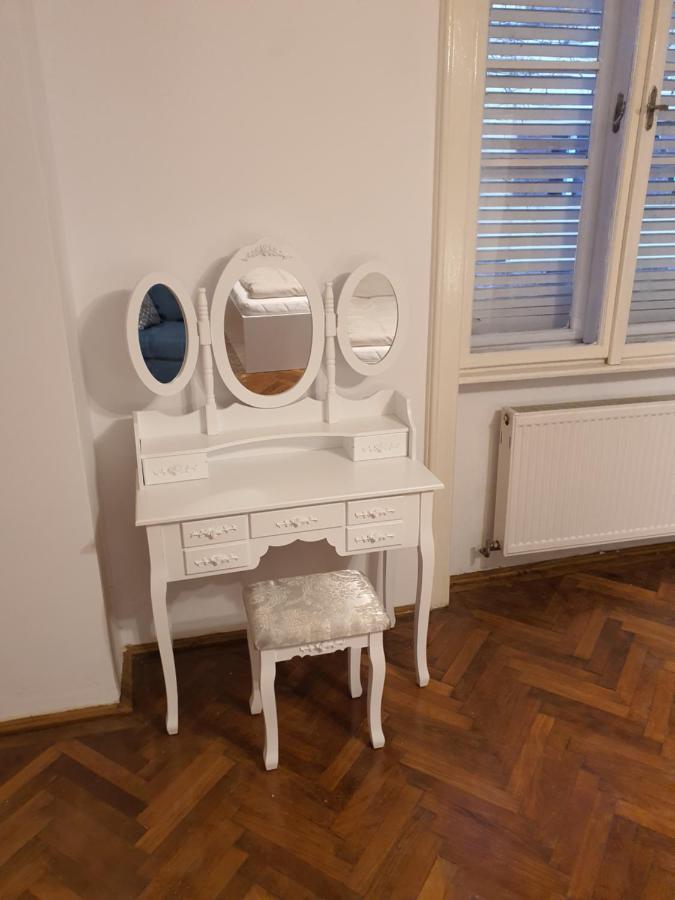 Enescu Apartment *